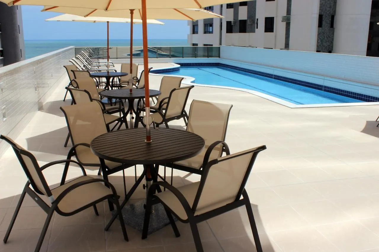 Flat Beach Class Executive Recife 4*,